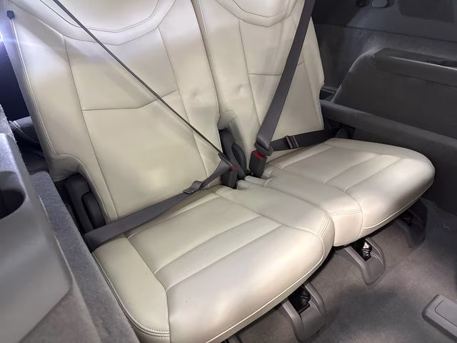 2024 Crystal White Tricoat Cadillac XT6 Premium Luxury AWD SUV