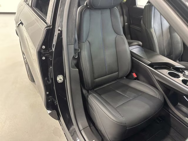 2024 Stellar Black Metallic Cadillac LYRIQ Luxury RWD SUV