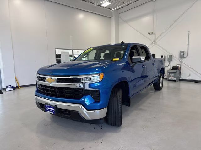 2023 Glacier Blue Metallic Chevrolet Silverado 1500 LT 4X4 Truck