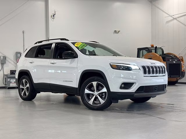 2022 Bright White Clearcoat Jeep Cherokee Limited 4X4 SUV