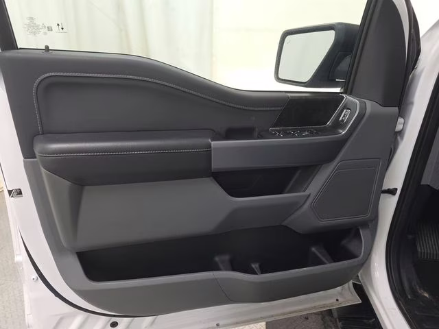 2023 Oxford White Ford F-150 XLT 4X4 Truck