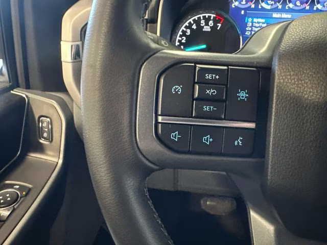 2023 Oxford White Ford F-150 XLT 4X4 Truck