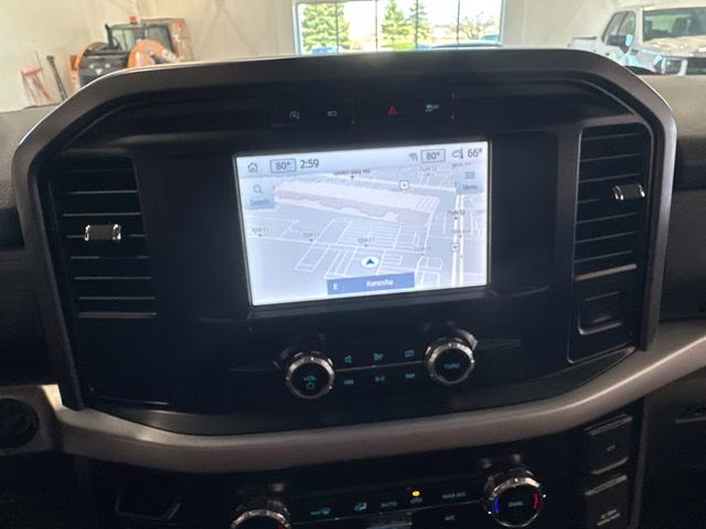 2023 Oxford White Ford F-150 XLT 4X4 Truck