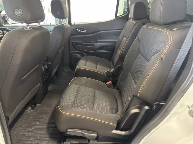 2023 Summit White GMC Acadia AT4 AWD SUV