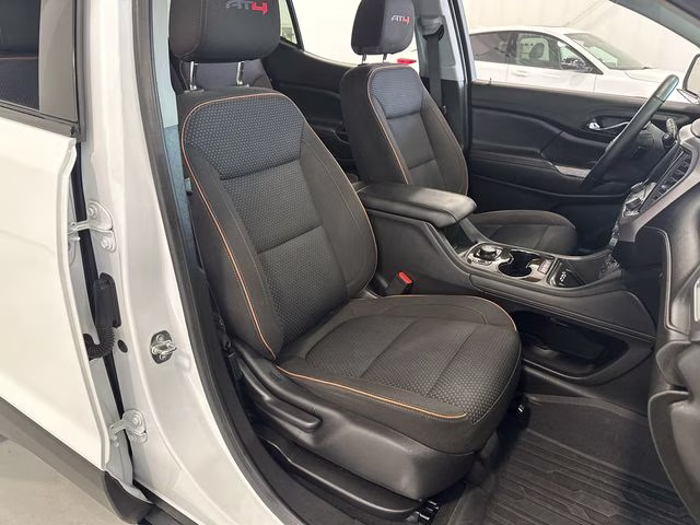 2023 Summit White GMC Acadia AT4 AWD SUV