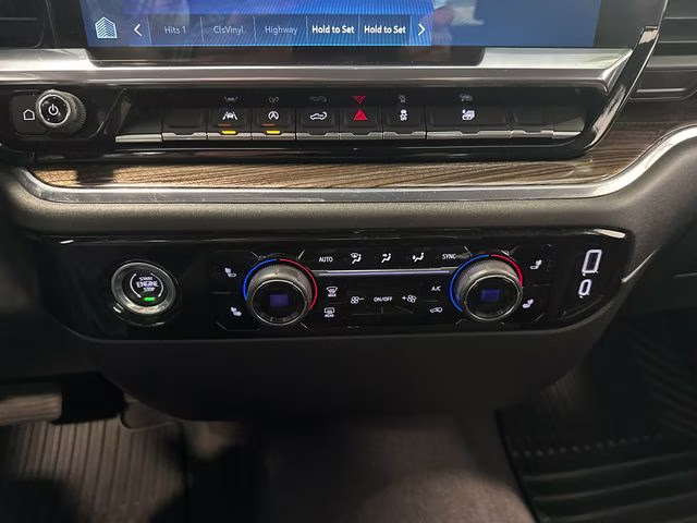 2023 Glacier Blue Metallic Chevrolet Silverado 1500 LT 4X4 Truck