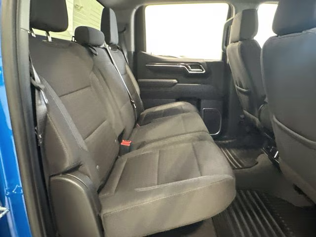 2023 Glacier Blue Metallic Chevrolet Silverado 1500 LT 4X4 Truck