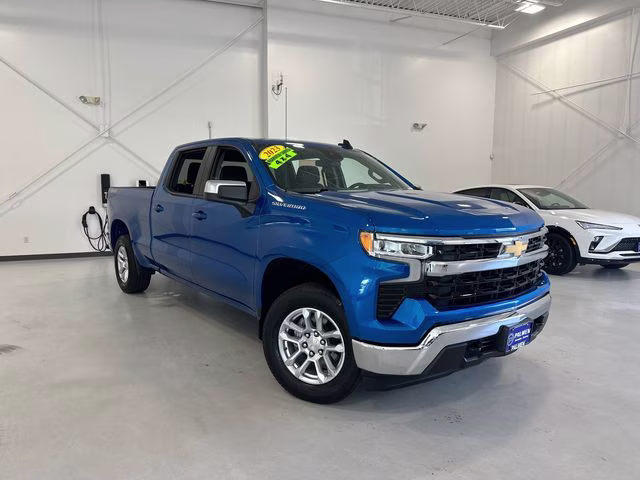 2023 Glacier Blue Metallic Chevrolet Silverado 1500 LT 4X4 Truck