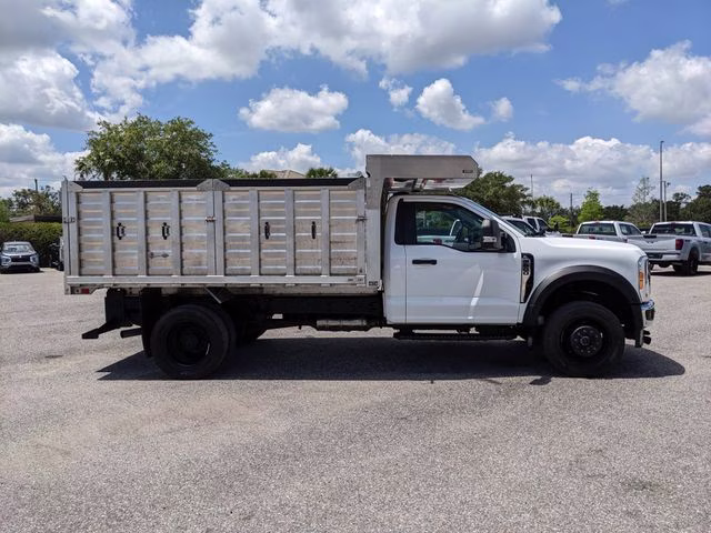 2023 Oxford White Ford F-600SD XL 4X4 Chassis