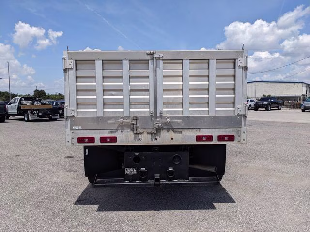 2023 Oxford White Ford F-600SD XL 4X4 Chassis