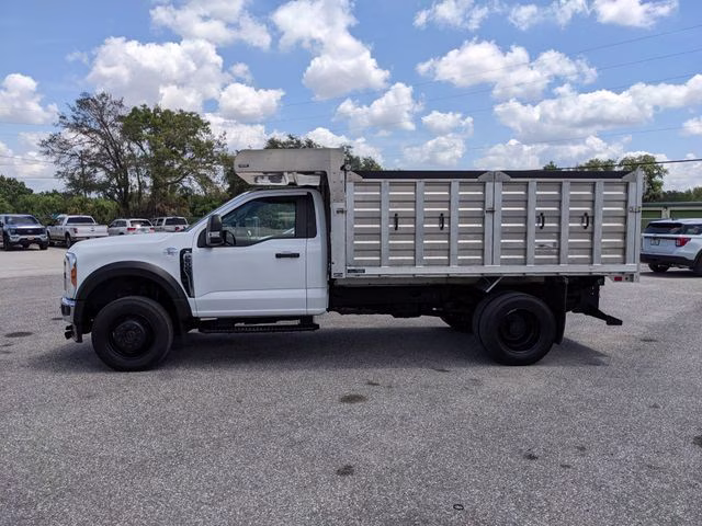 2023 Oxford White Ford F-600SD XL 4X4 Chassis