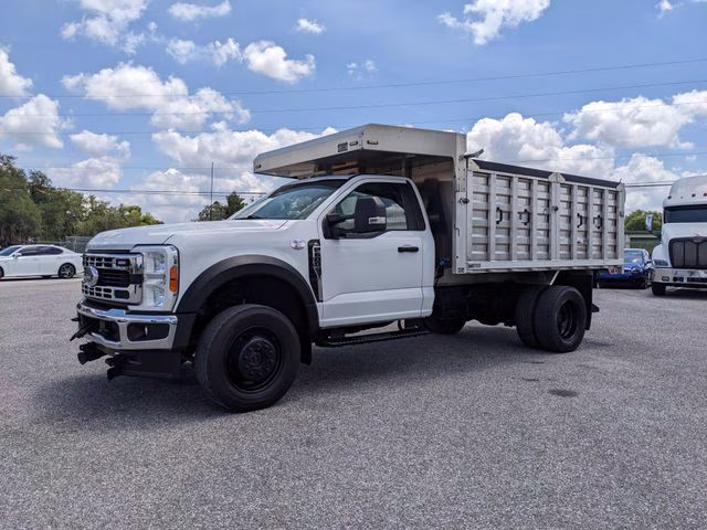 2023 Oxford White Ford F-600SD XL 4X4 Chassis