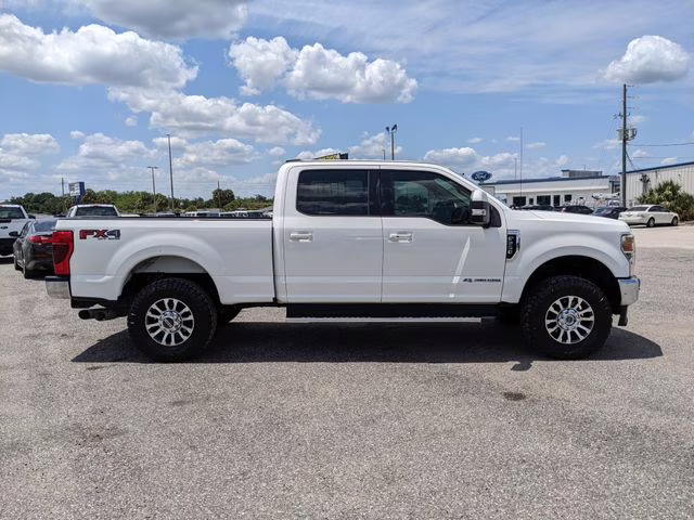 2020 White Metallic Ford Super Duty F-250 SRW Lariat 4X4 Truck
