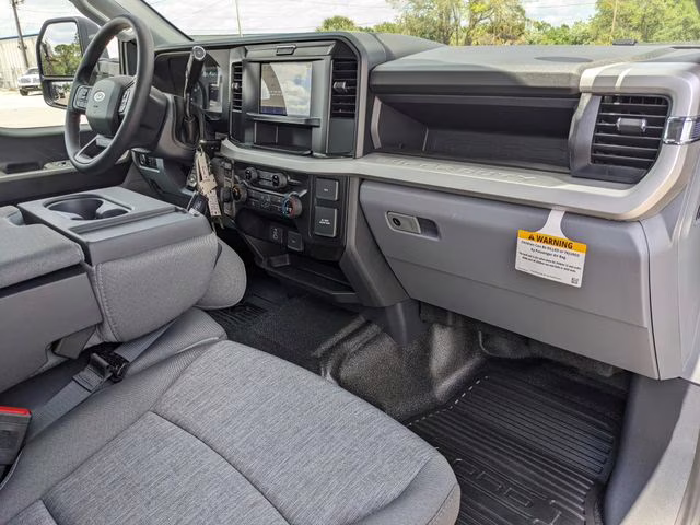 2026 Agate Black Metallic Ford Super Duty F-450 DRW XL 4X4 Truck