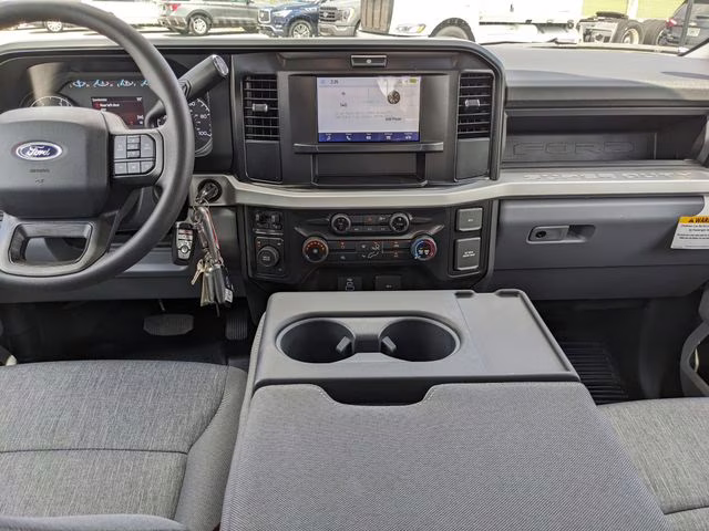 2026 Agate Black Metallic Ford Super Duty F-450 DRW XL 4X4 Truck
