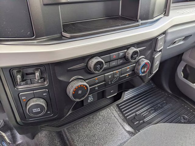 2026 Agate Black Metallic Ford Super Duty F-450 DRW XL 4X4 Truck