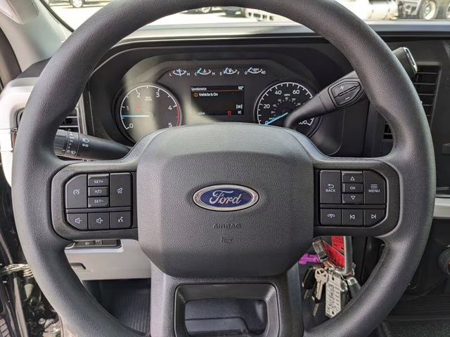 2026 Agate Black Metallic Ford Super Duty F-450 DRW XL 4X4 Truck