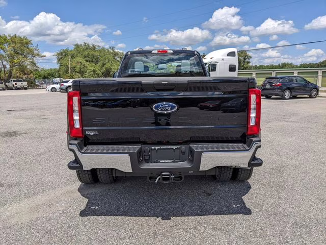 2026 Agate Black Metallic Ford Super Duty F-450 DRW XL 4X4 Truck