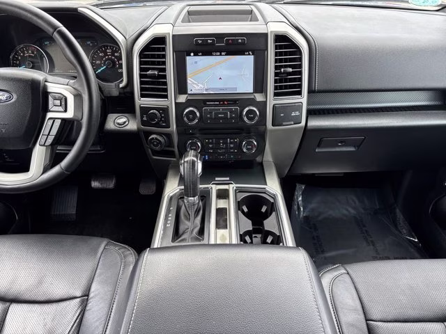 2018 Lightning Blue Ford F-150 LARIAT 4X4 Truck