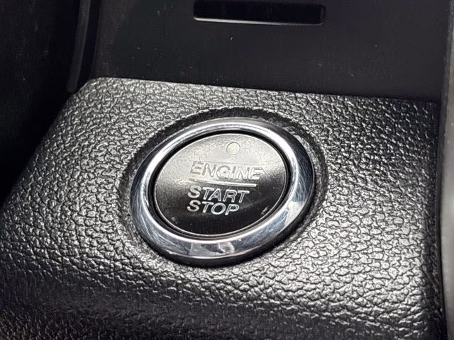 2018 Lightning Blue Ford F-150 LARIAT 4X4 Truck