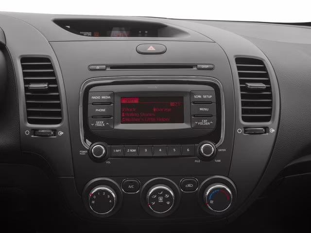 2017 Clear White Kia Forte LX FWD Sedan