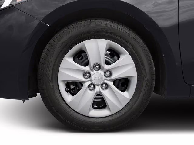 2017 Clear White Kia Forte LX FWD Sedan