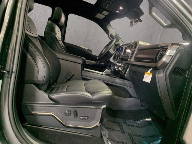 2026 Carbonized Gray Metallic Ford Super Duty F-350 SRW Platinum 4X4 Truck