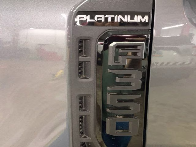 2026 Carbonized Gray Metallic Ford Super Duty F-350 SRW Platinum 4X4 Truck