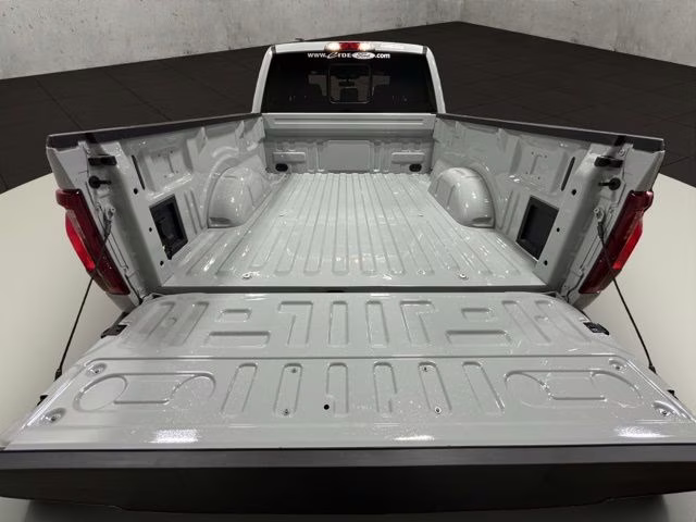 2026 Avalanche Ford F-150 XLT Black Appearance 4X4 Truck