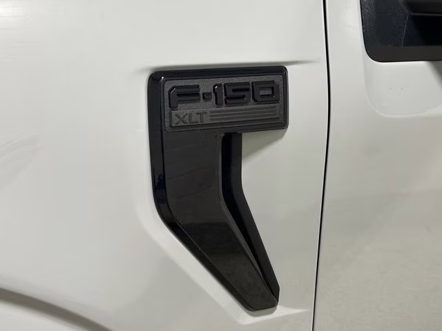 2026 Avalanche Ford F-150 XLT Black Appearance 4X4 Truck