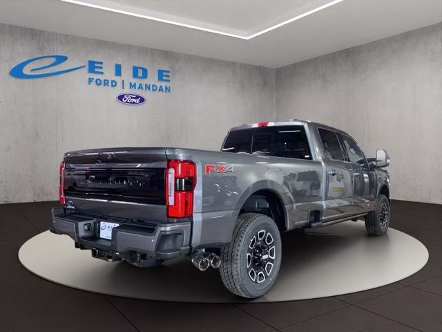 2026 Carbonized Gray Metallic Ford Super Duty F-350 SRW Platinum 4X4 Truck