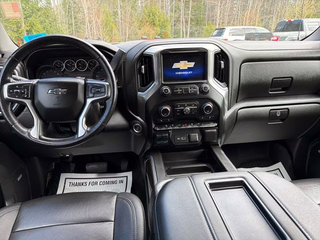 2021 Silver Ice Metallic Chevrolet Silverado 1500 RST 4X4 Truck