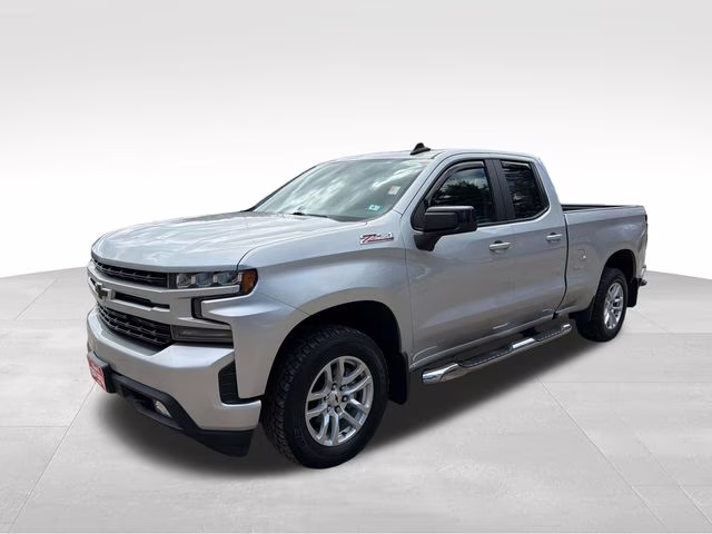 2021 Silver Ice Metallic Chevrolet Silverado 1500 RST 4X4 Truck