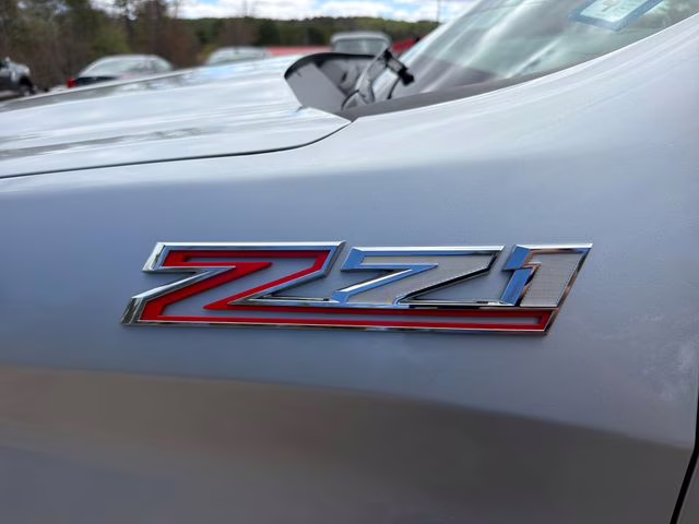2021 Silver Ice Metallic Chevrolet Silverado 1500 RST 4X4 Truck