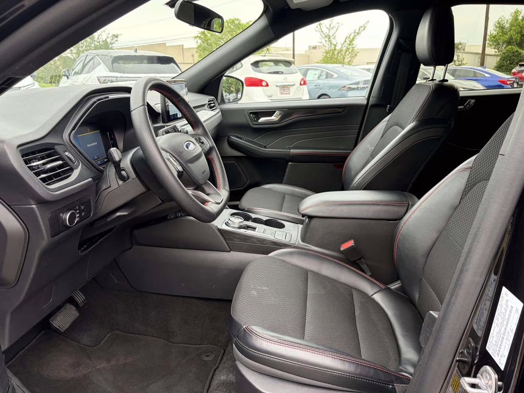 2025 Black Metallic Ford Escape ST-Line AWD SUV