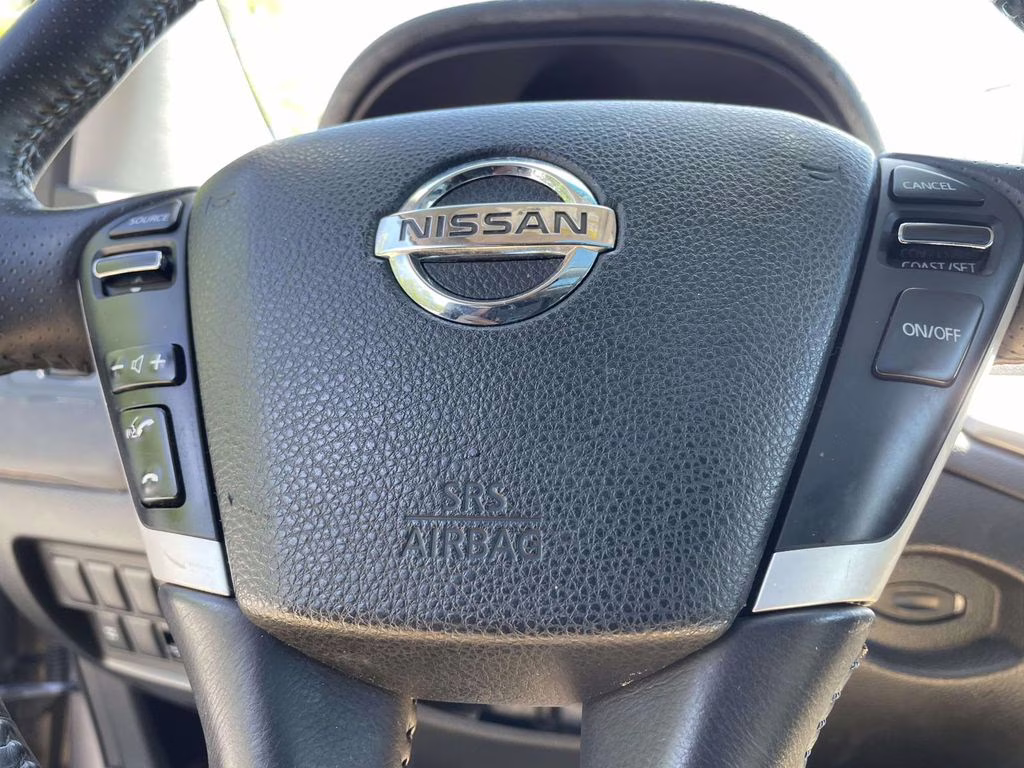 2010 Platinum Graphite Metallic Nissan Murano SL FWD SUV