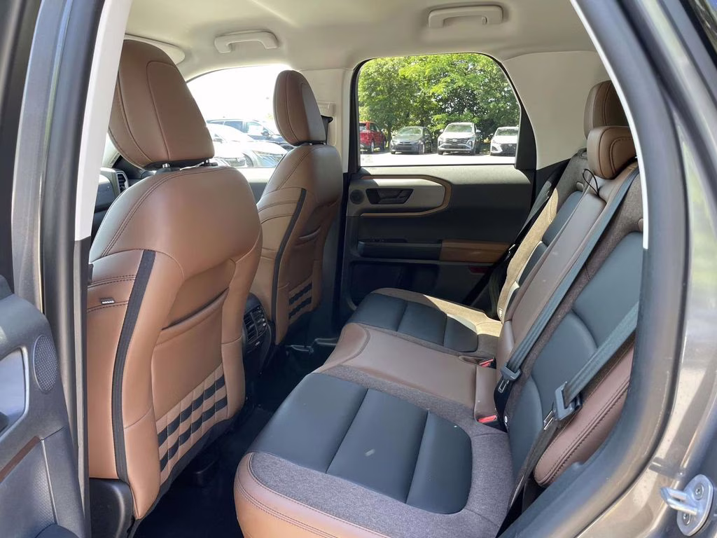 2025 Gray Metallic Ford Bronco Sport Outer Banks 4X4 SUV