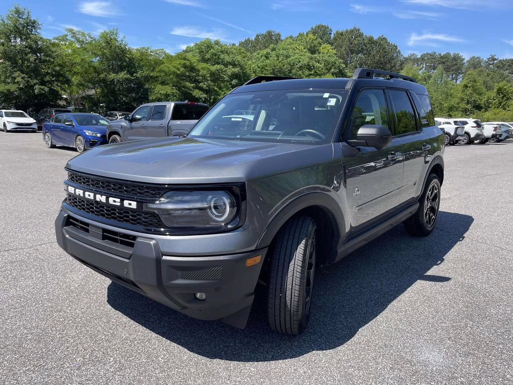 2025 Gray Metallic Ford Bronco Sport Outer Banks 4X4 SUV