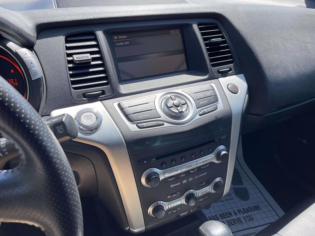 2010 Platinum Graphite Metallic Nissan Murano SL FWD SUV