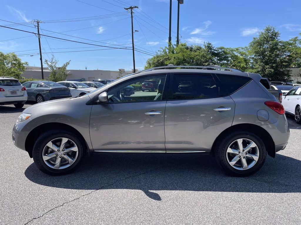 2010 Platinum Graphite Metallic Nissan Murano SL FWD SUV