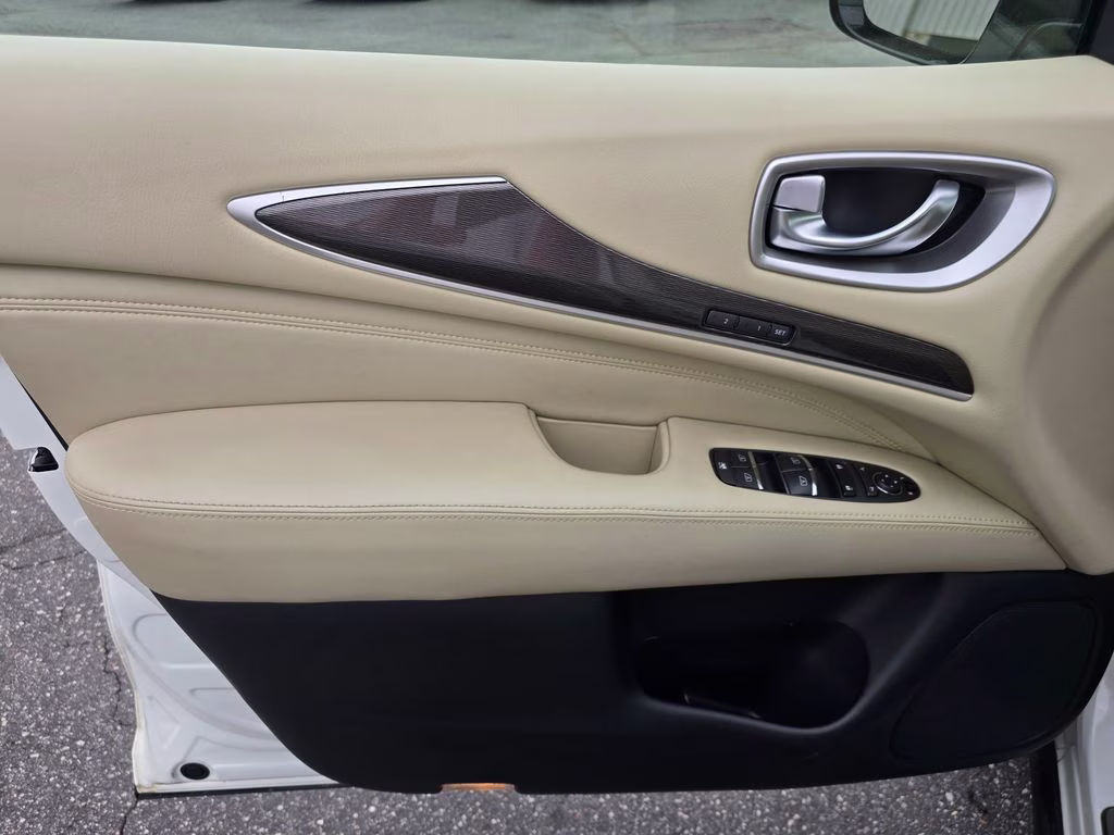 2019 Majestic White INFINITI QX60 LUXE AWD SUV