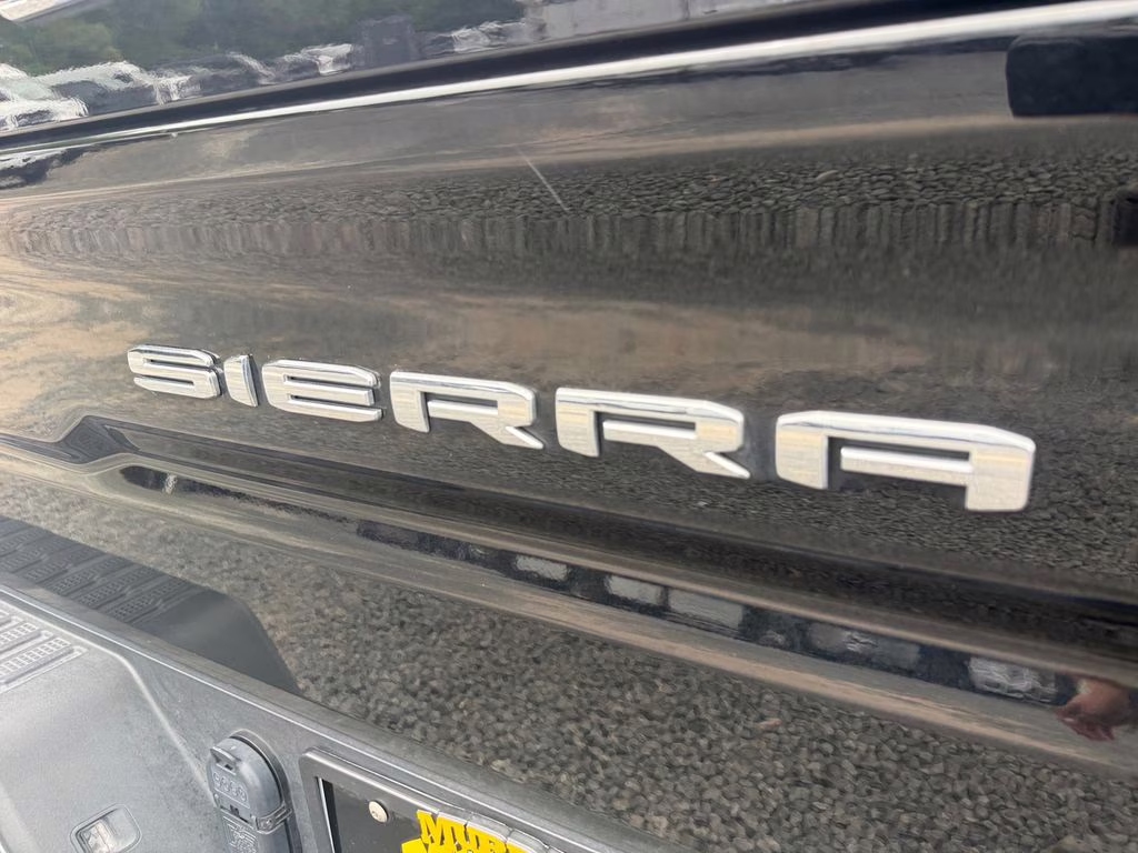 2025 Onyx Black GMC Sierra 1500 SLT 4X4 Truck
