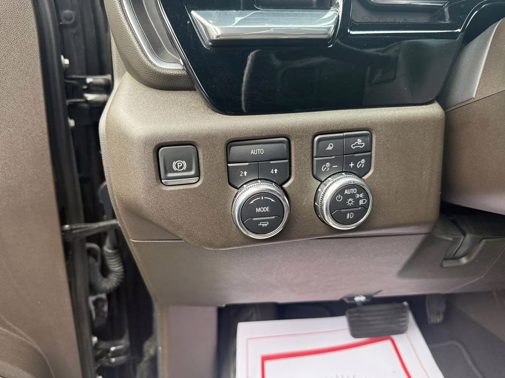 2025 Onyx Black GMC Sierra 1500 SLT 4X4 Truck