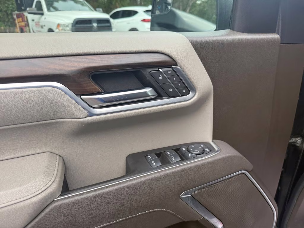 2025 Onyx Black GMC Sierra 1500 SLT 4X4 Truck