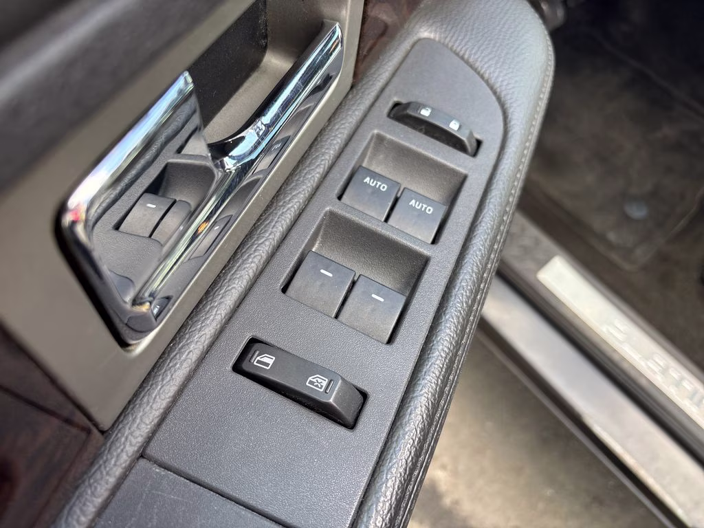 2013 Tuxedo Black Metallic Ford F-150 Platinum 4X4 Truck