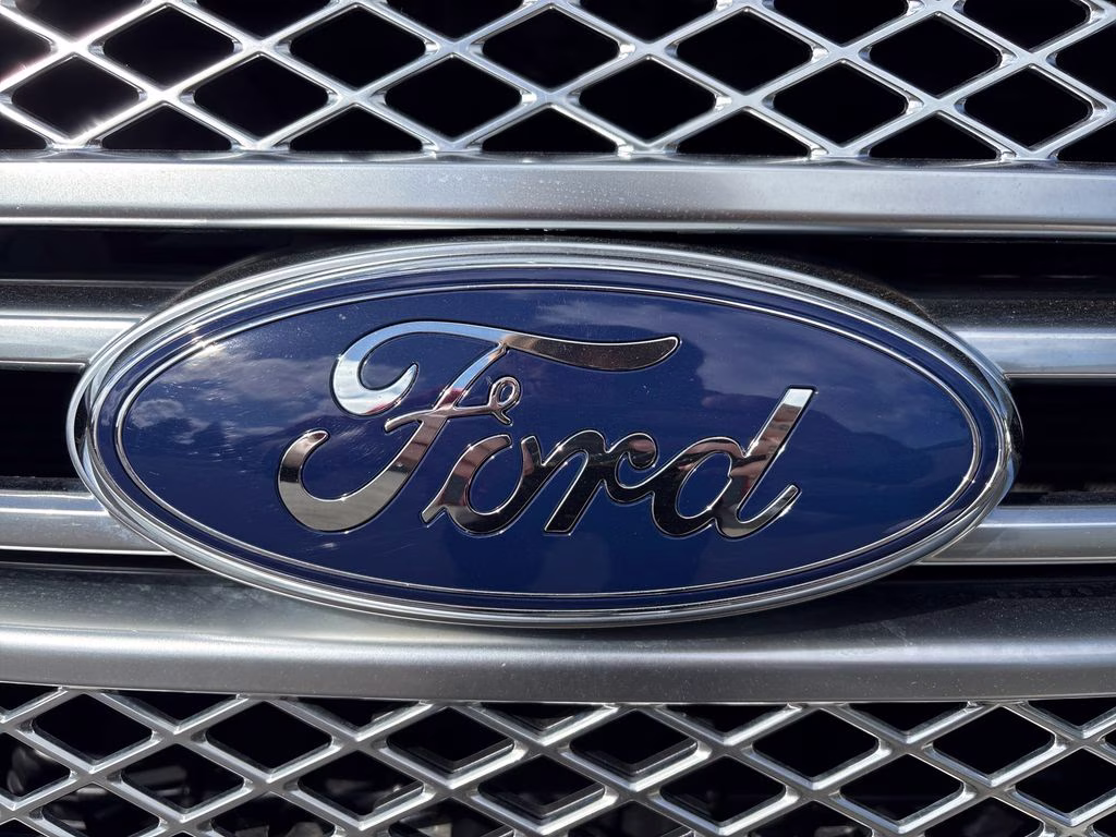 2013 Tuxedo Black Metallic Ford F-150 Platinum 4X4 Truck