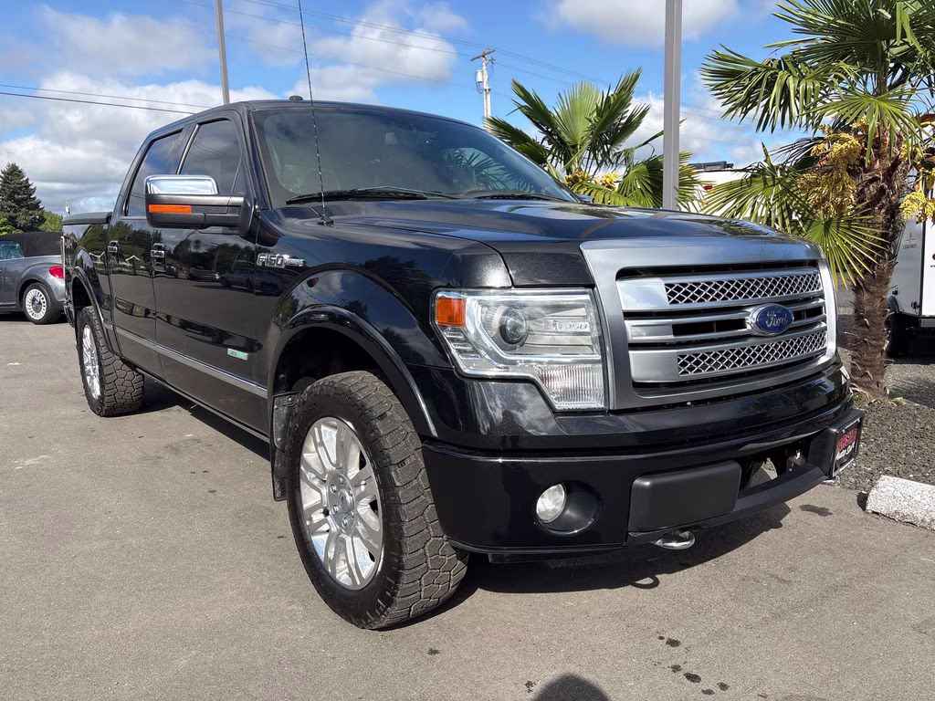 2013 Tuxedo Black Metallic Ford F-150 Platinum 4X4 Truck