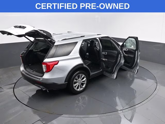 2023 Silver Metallic Ford Explorer Limited 4X4 SUV