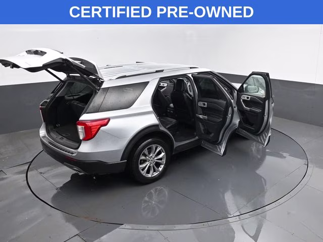 2023 Silver Metallic Ford Explorer Limited 4X4 SUV