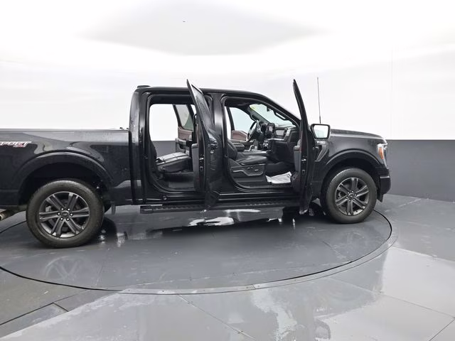 2023 Black Ford F-150 Lariat 4X4 Truck